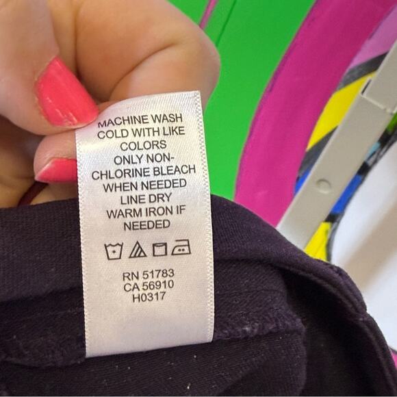 Maurices, Chic Deep Purple Skinny Pants. Size 9/10. In excellent condition! - Picture 6 of 6